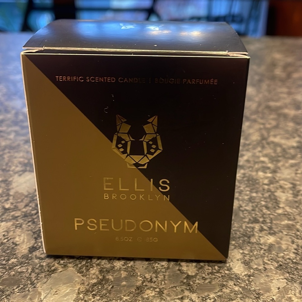 Ellis Brooklyn PSEUDONYM TERRIFIC SCENTED CANDLE - Picture 6 of 6